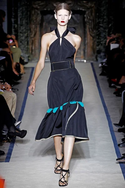 Look 13